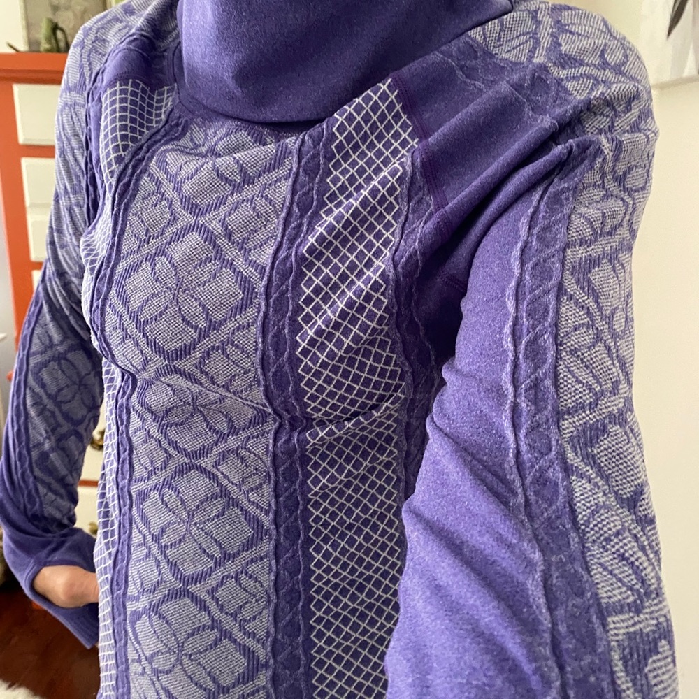 Cowl neck sweater by OE - Picture 4 of 9